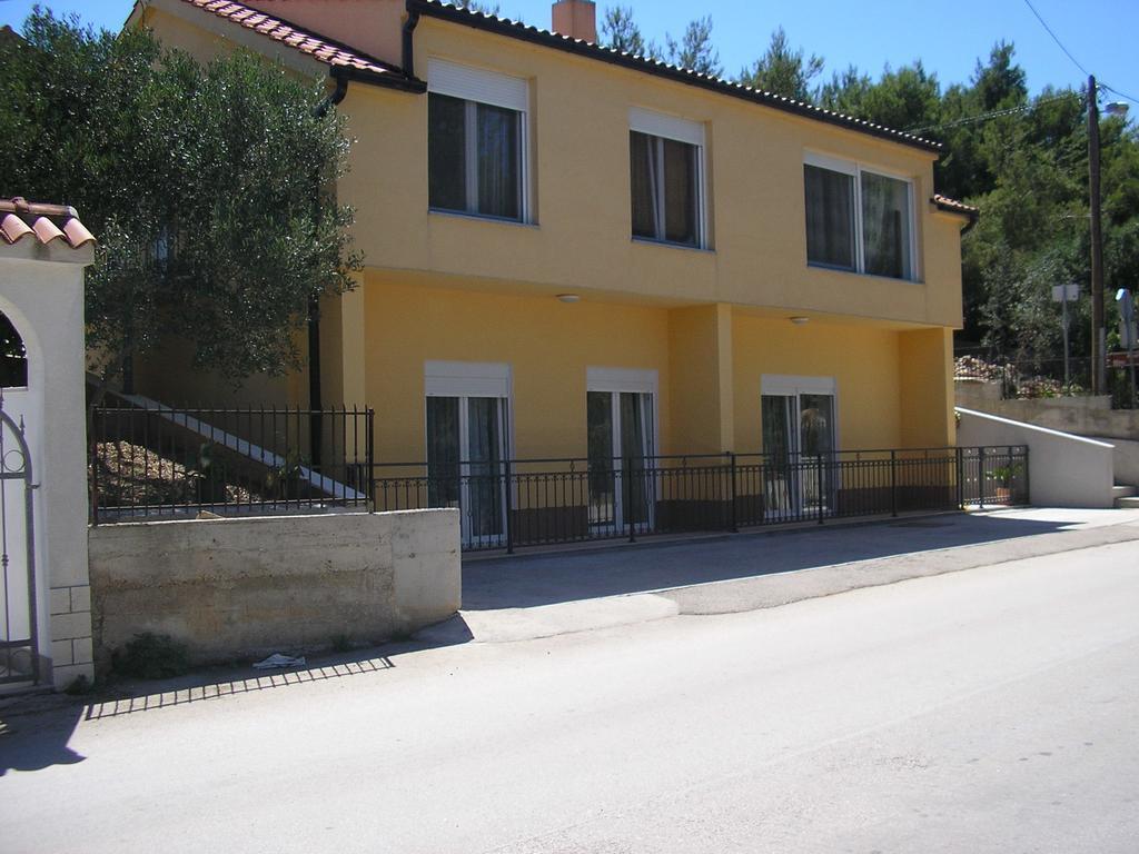 Apartments Viki تروغير المظهر الخارجي الصورة